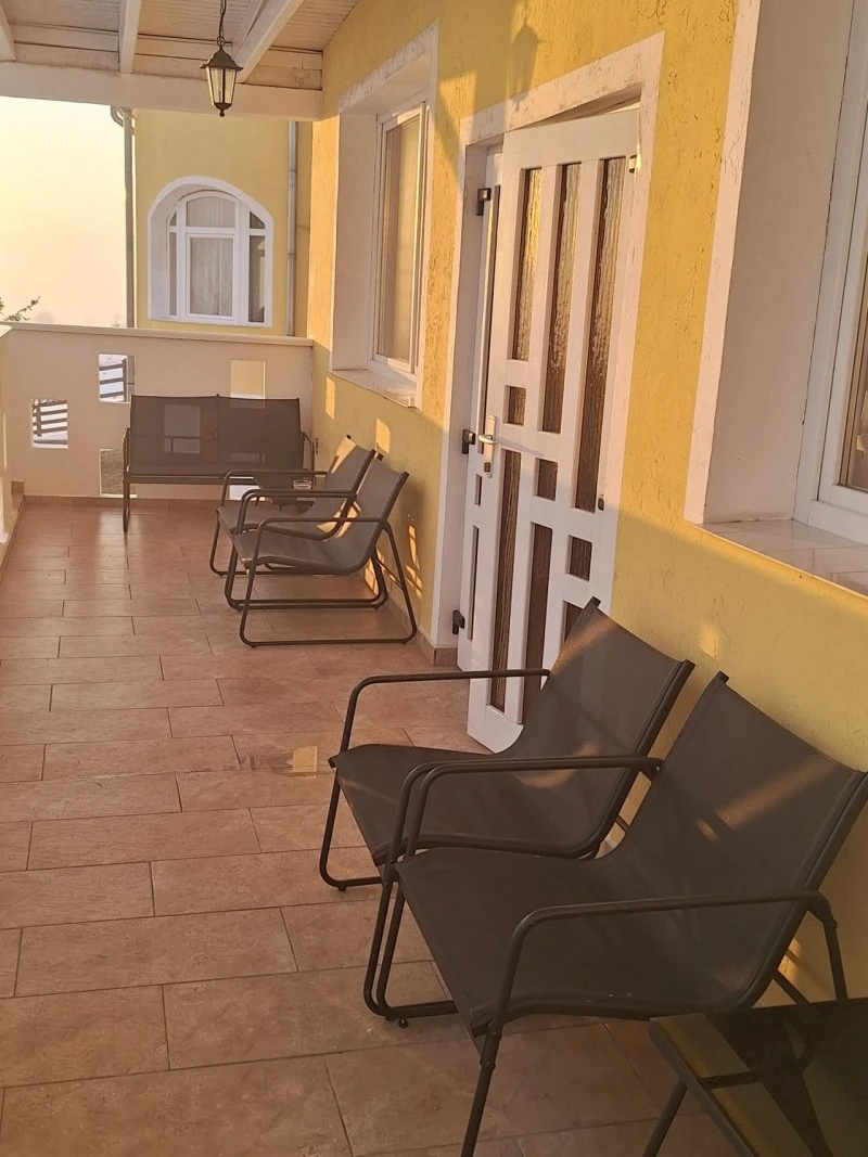 Ditrău Cazare | Motel (K1515-32) Imaginea poate fi supusă drepturilor de autor. Se recomandă contactarea titularului drepturilor.