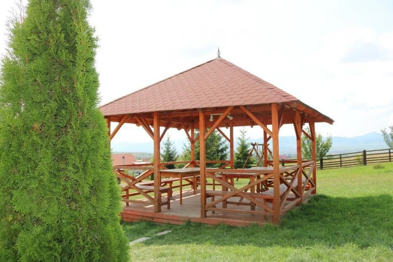 Ditrău Cazare | Motel (K1515-36) Imaginea poate fi supusă drepturilor de autor. Se recomandă contactarea titularului drepturilor.