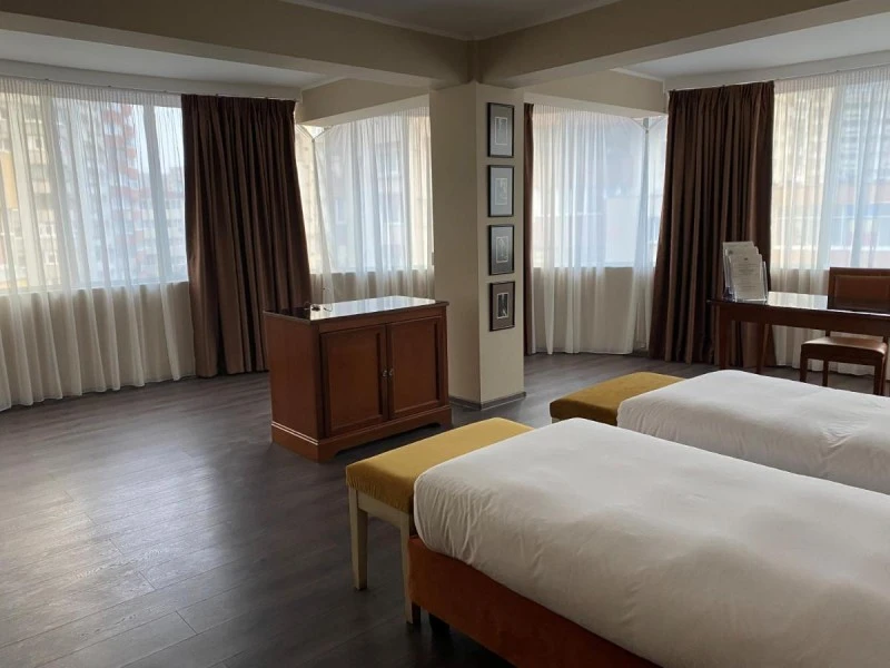 Cluj-Napoca Cazare | Hotel**** (K1526-37) Imaginea poate fi supusă drepturilor de autor. Se recomandă contactarea titularului drepturilor.