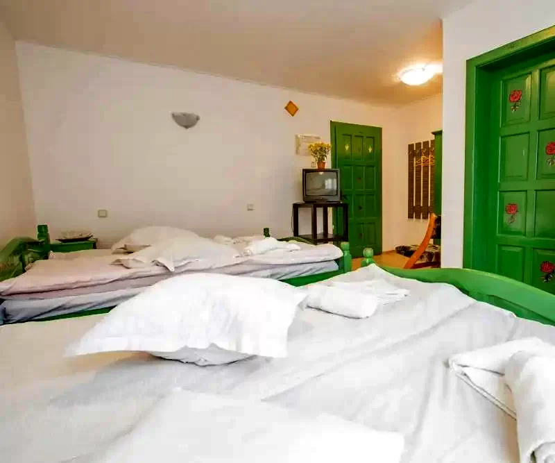 Bran Cazare | Motel (K1190-12) Imaginea poate fi supusă drepturilor de autor. Se recomandă contactarea titularului drepturilor.