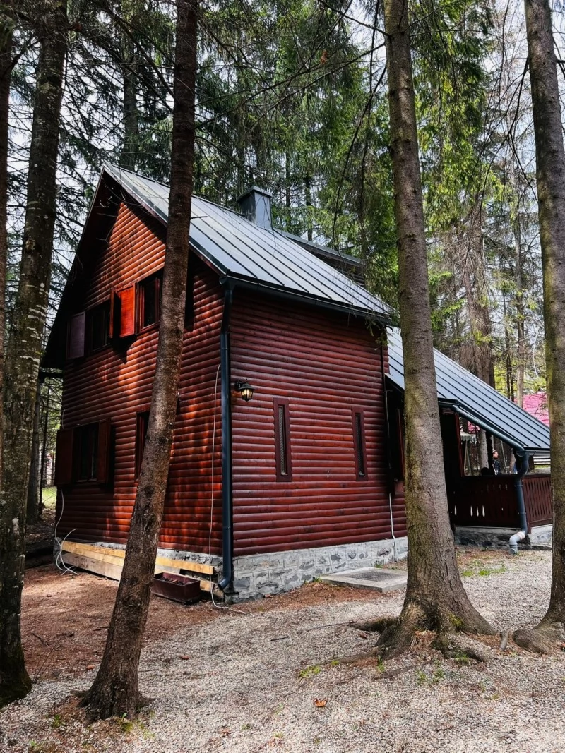 Izvoru Mureșului Cazare | Cabană (K0468-14) Imaginea poate fi supusă drepturilor de autor. Se recomandă contactarea titularului drepturilor. Izvoru Mureșului Cazare | Cabană (K0468-14) Imaginea poate fi supusă drepturilor de autor. Se recomandă contactarea titularului drepturilor.