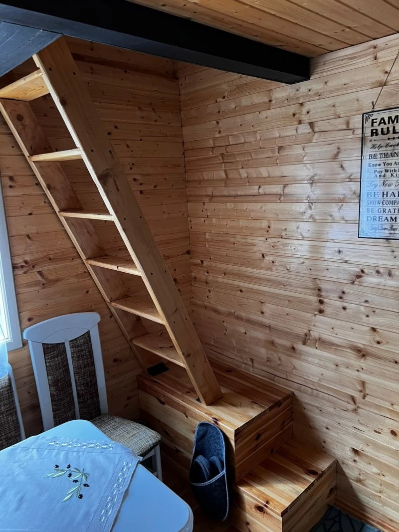 Izvoru Mureșului Cazare | Cabană (K0468-30) Imaginea poate fi supusă drepturilor de autor. Se recomandă contactarea titularului drepturilor. Izvoru Mureșului Cazare | Cabană (K0468-30) Imaginea poate fi supusă drepturilor de autor. Se recomandă contactarea titularului drepturilor.