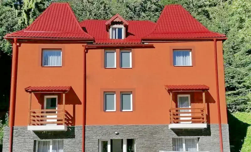 Lacu Roșu Cazare | Camping / Popas turistic (K1366-32) Imaginea poate fi supusă drepturilor de autor. Se recomandă contactarea titularului drepturilor.