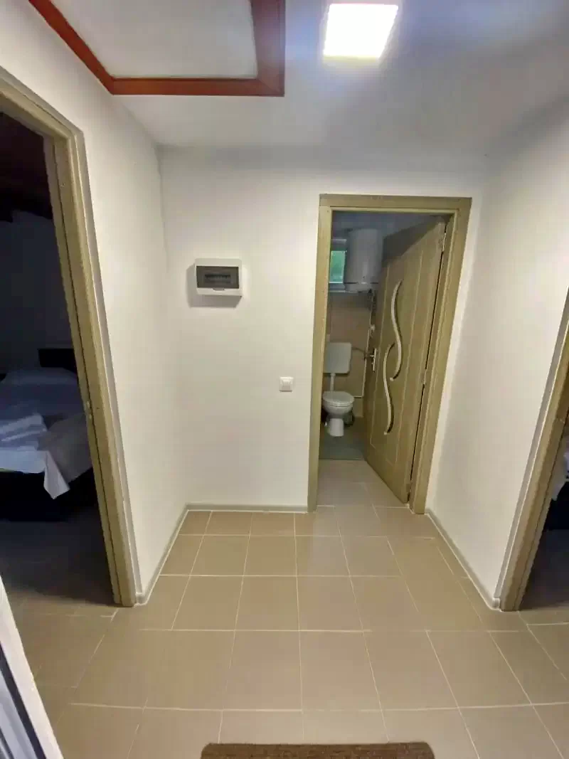 Lacu Roșu Cazare | Camping / Popas turistic (K1366-36) Imaginea poate fi supusă drepturilor de autor. Se recomandă contactarea titularului drepturilor.