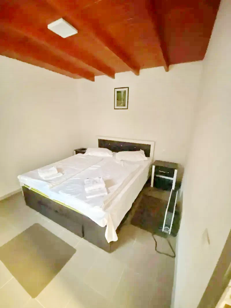 Lacu Roșu Cazare | Camping / Popas turistic (K1366-37) Imaginea poate fi supusă drepturilor de autor. Se recomandă contactarea titularului drepturilor.