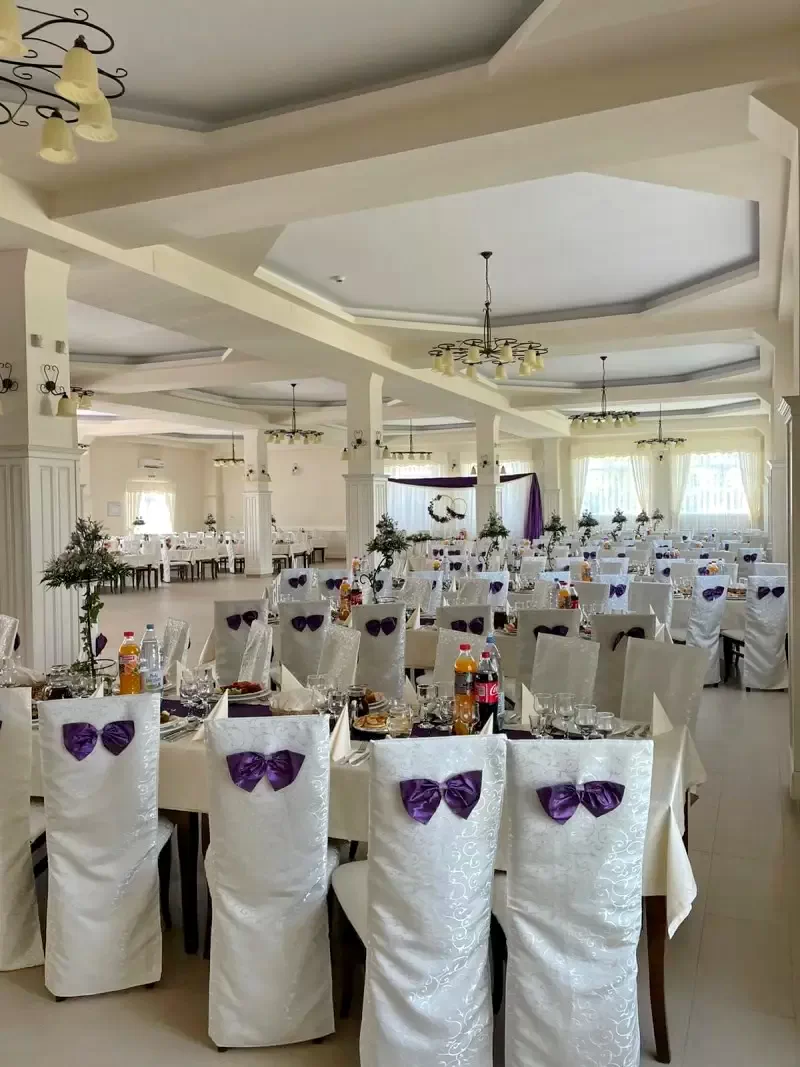 Nyárádszereda Szállás | Motel (K1411-1) A kép szerzői jogvédelem alatt állhat. Javasolt a kapcsolatfelvétel a jog tulajdonossal.