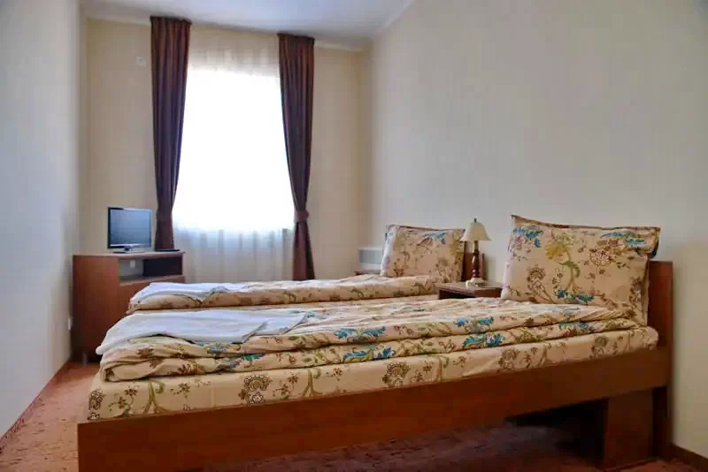 Nyárádszereda Szállás | Motel (K1411-14) A kép szerzői jogvédelem alatt állhat. Javasolt a kapcsolatfelvétel a jog tulajdonossal.