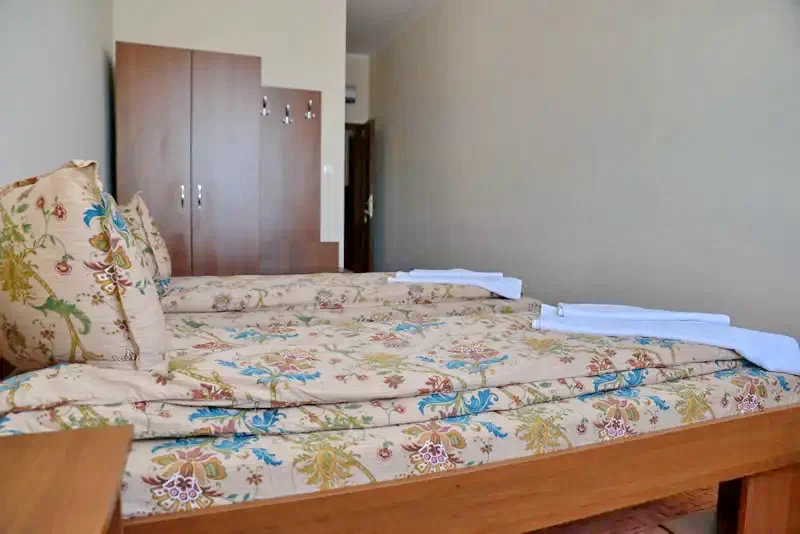 Miercurea Nirajului Cazare | Motel (K1411-15) Imaginea poate fi supusă drepturilor de autor. Se recomandă contactarea titularului drepturilor.