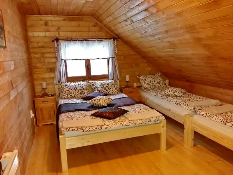 Barajul Zetea Cazare | Sat de vacanță (K0827-30) Imaginea poate fi supusă drepturilor de autor. Se recomandă contactarea titularului drepturilor.