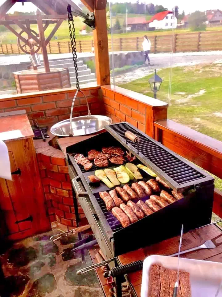 Barajul Zetea Cazare | Sat de vacanță (K0827-51) Imaginea poate fi supusă drepturilor de autor. Se recomandă contactarea titularului drepturilor.