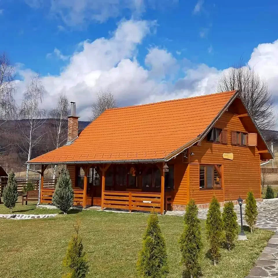 Barajul Zetea Cazare | Sat de vacanță (K0827-57) Imaginea poate fi supusă drepturilor de autor. Se recomandă contactarea titularului drepturilor.