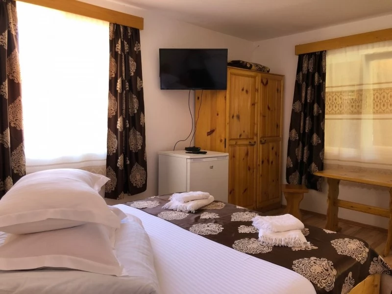 Lacu Roșu Cazare | Motel (K1263-7) Imaginea poate fi supusă drepturilor de autor. Se recomandă contactarea titularului drepturilor.