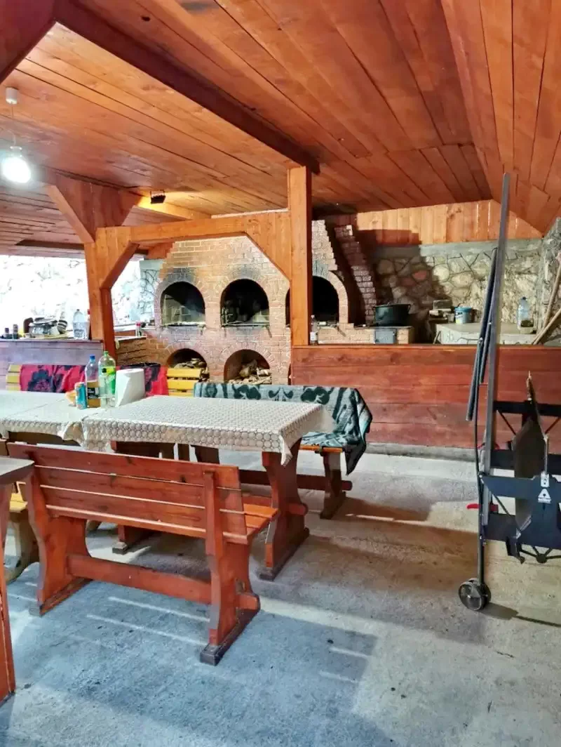 Lacu Roșu Cazare | Motel (K1263-16) Imaginea poate fi supusă drepturilor de autor. Se recomandă contactarea titularului drepturilor.