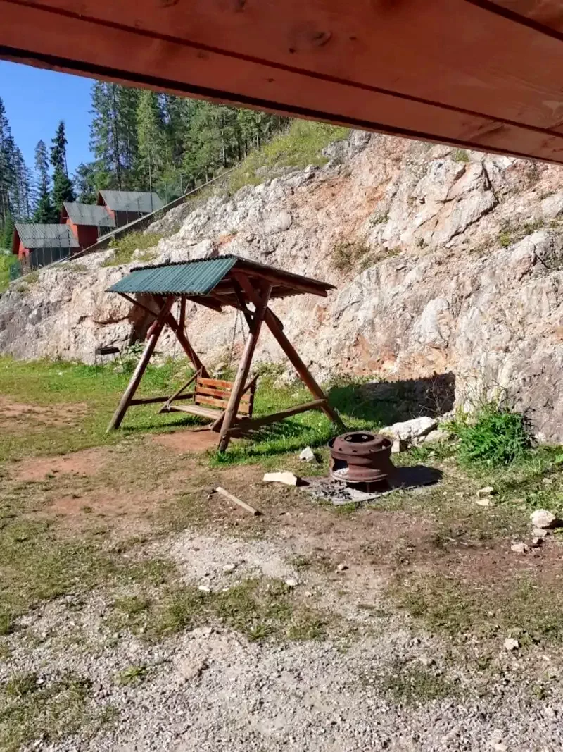 Gyilkostó Szállás | Motel (K1263-17) A kép szerzői jogvédelem alatt állhat. Javasolt a kapcsolatfelvétel a jog tulajdonossal.