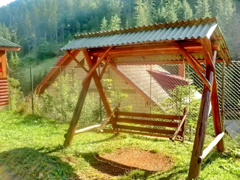 Lacu Roșu Cazare | Motel (K1263-19) Imaginea poate fi supusă drepturilor de autor. Se recomandă contactarea titularului drepturilor.