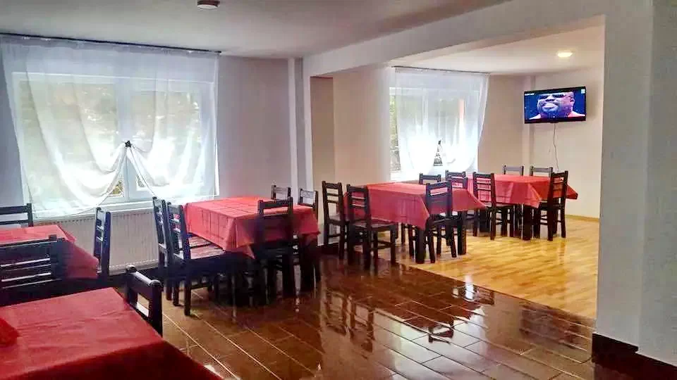 Gyilkostó Szállás | Motel (K1263-24) A kép szerzői jogvédelem alatt állhat. Javasolt a kapcsolatfelvétel a jog tulajdonossal.