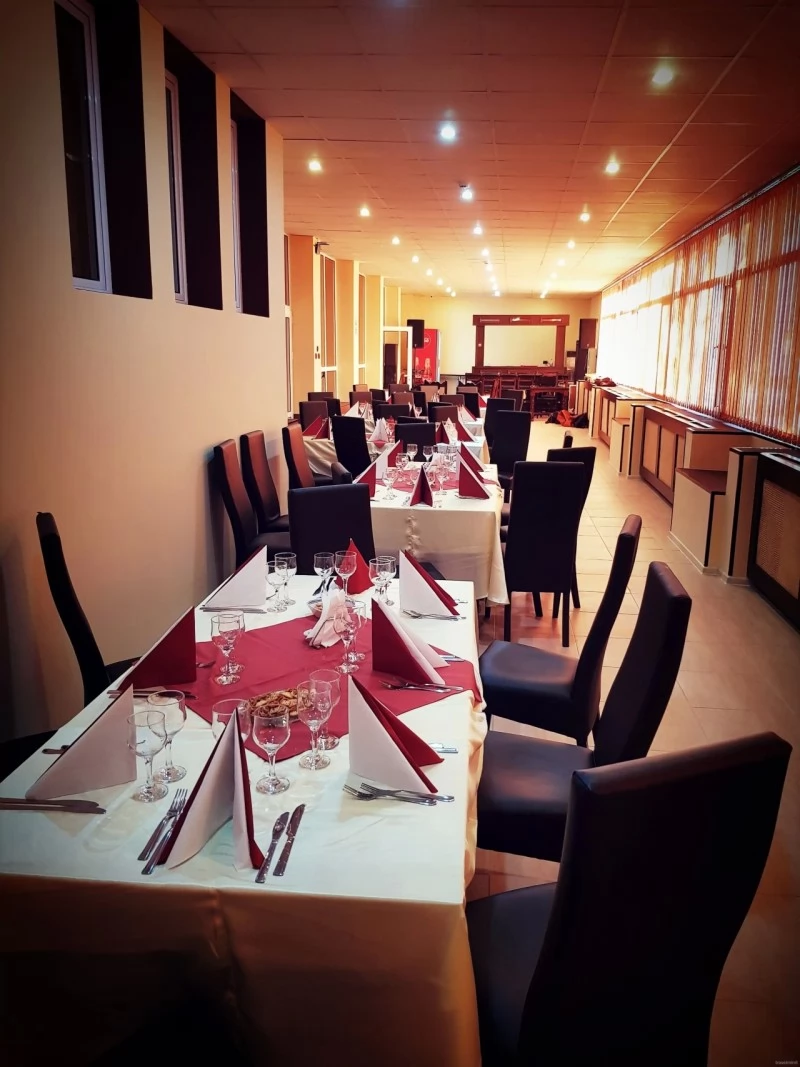 Lacu Sărat Cazare | Hotel*** (K1439-43) Imaginea poate fi supusă drepturilor de autor. Se recomandă contactarea titularului drepturilor. Lacu Sărat Cazare | Hotel*** (K1439-43) Imaginea poate fi supusă drepturilor de autor. Se recomandă contactarea titularului drepturilor.
