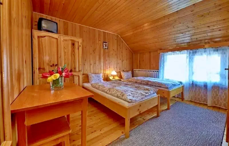 Cazare Zârnești - Pensiunea Carmi House*** | Zârnești - Carmi House Panzió*** (a volt Mosorel). Imaginea poate fi supusă drepturilor de autor. Se recomandă contactarea titularului drepturilor.