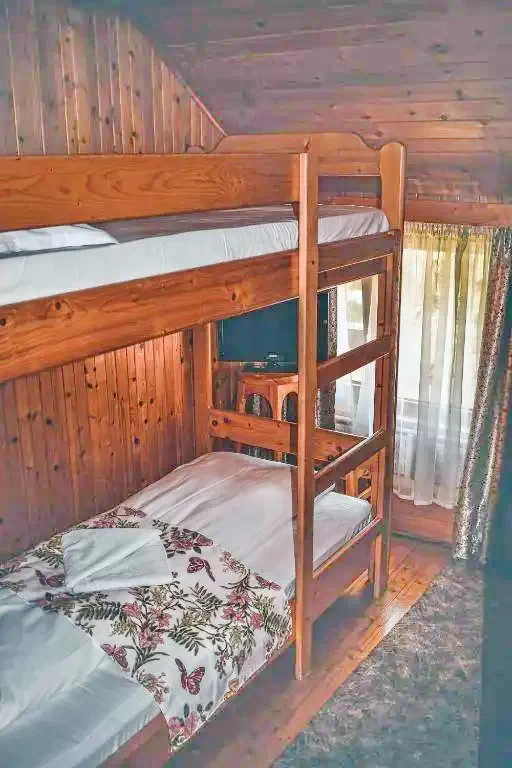 Cazare Zârnești - Pensiunea Carmi House*** | Zârnești - Carmi House Panzió*** (a volt Mosorel). Imaginea poate fi supusă drepturilor de autor. Se recomandă contactarea titularului drepturilor.