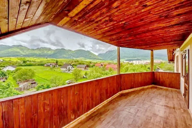 Cazare Zârnești - Pensiunea Carmi House*** | Zârnești - Carmi House Panzió*** (a volt Mosorel). Imaginea poate fi supusă drepturilor de autor. Se recomandă contactarea titularului drepturilor.