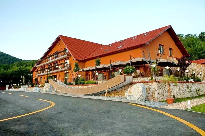 Szállás Sovata - Hotel Bellacya Resort*** | Szováta - Bellacya Resort Hotel***. A kép szerzői jogvédelem alatt állhat. Javasolt a kapcsolatfelvétel a jog tulajdonossal.