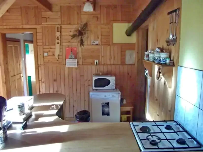 Barajul Zetea Cazare | Cabană (K0343-6) Imaginea poate fi supusă drepturilor de autor. Se recomandă contactarea titularului drepturilor. Barajul Zetea Cazare | Cabană (K0343-6) Imaginea poate fi supusă drepturilor de autor. Se recomandă contactarea titularului drepturilor.