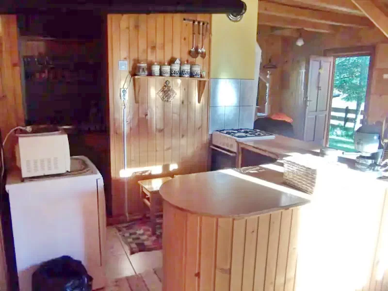 Barajul Zetea Cazare | Sat de vacanță (K0343-8) Imaginea poate fi supusă drepturilor de autor. Se recomandă contactarea titularului drepturilor.