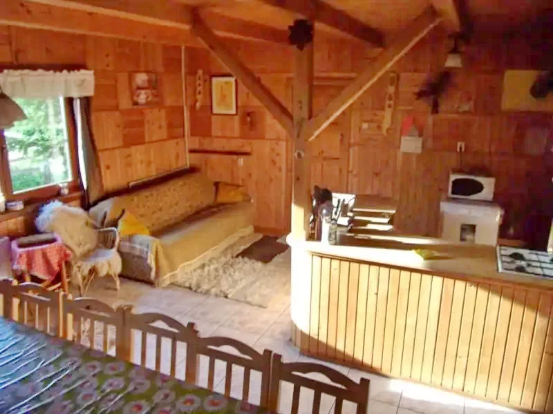 Barajul Zetea Cazare | Sat de vacanță (K0343-14) Imaginea poate fi supusă drepturilor de autor. Se recomandă contactarea titularului drepturilor.