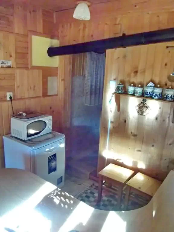 Barajul Zetea Cazare | Sat de vacanță (K0343-15) Imaginea poate fi supusă drepturilor de autor. Se recomandă contactarea titularului drepturilor.