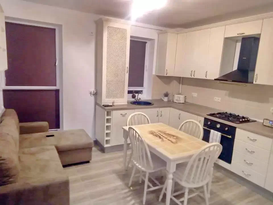 Râșnov Cazare | Sat de vacanță (K0548-1) Imaginea poate fi supusă drepturilor de autor. Se recomandă contactarea titularului drepturilor.