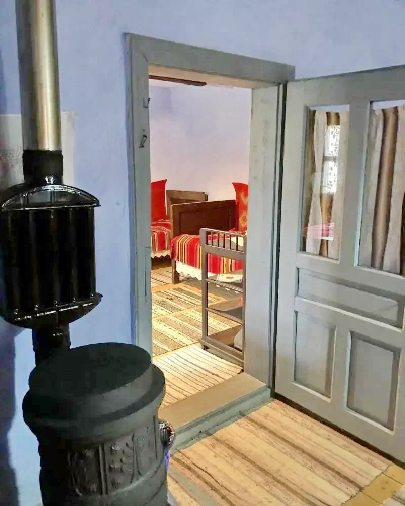 Gyimesközéplok Szállás | Motel (K1262-11) A kép szerzői jogvédelem alatt állhat. Javasolt a kapcsolatfelvétel a jog tulajdonossal.