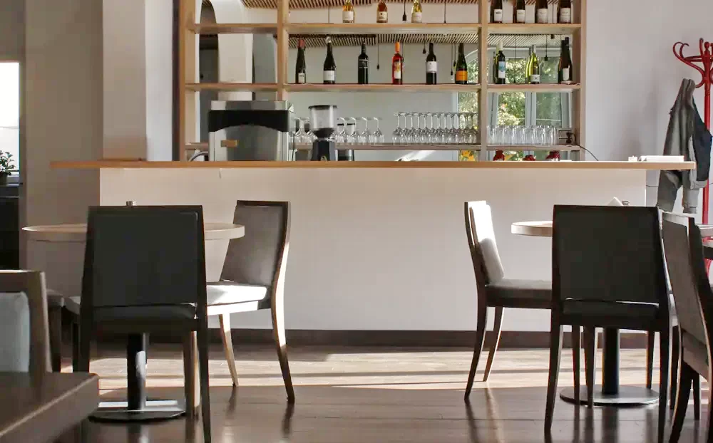 Nagyvárad Szállás | Hostel (K0953-37) A kép szerzői jogvédelem alatt állhat. Javasolt a kapcsolatfelvétel a jog tulajdonossal.