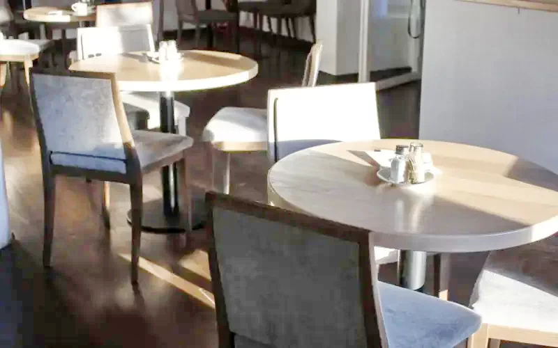 Nagyvárad Szállás | Hostel (K0953-49) A kép szerzői jogvédelem alatt állhat. Javasolt a kapcsolatfelvétel a jog tulajdonossal.