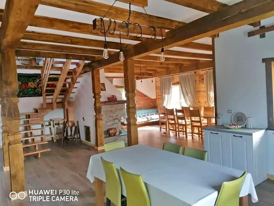 Borșa Cazare | Motel (K1227-5) Imaginea poate fi supusă drepturilor de autor. Se recomandă contactarea titularului drepturilor.