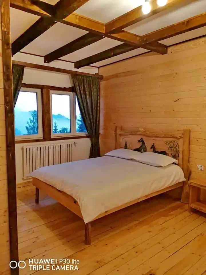 Borșa Cazare | Motel (K1227-8) Imaginea poate fi supusă drepturilor de autor. Se recomandă contactarea titularului drepturilor.