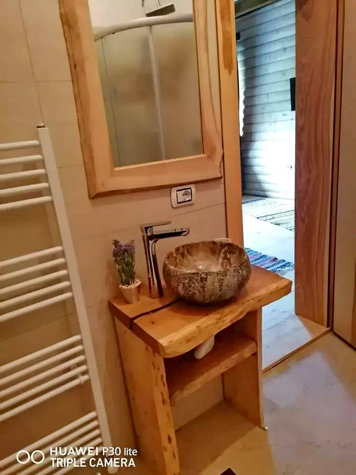 Borșa Cazare | Motel (K1227-9) Imaginea poate fi supusă drepturilor de autor. Se recomandă contactarea titularului drepturilor.