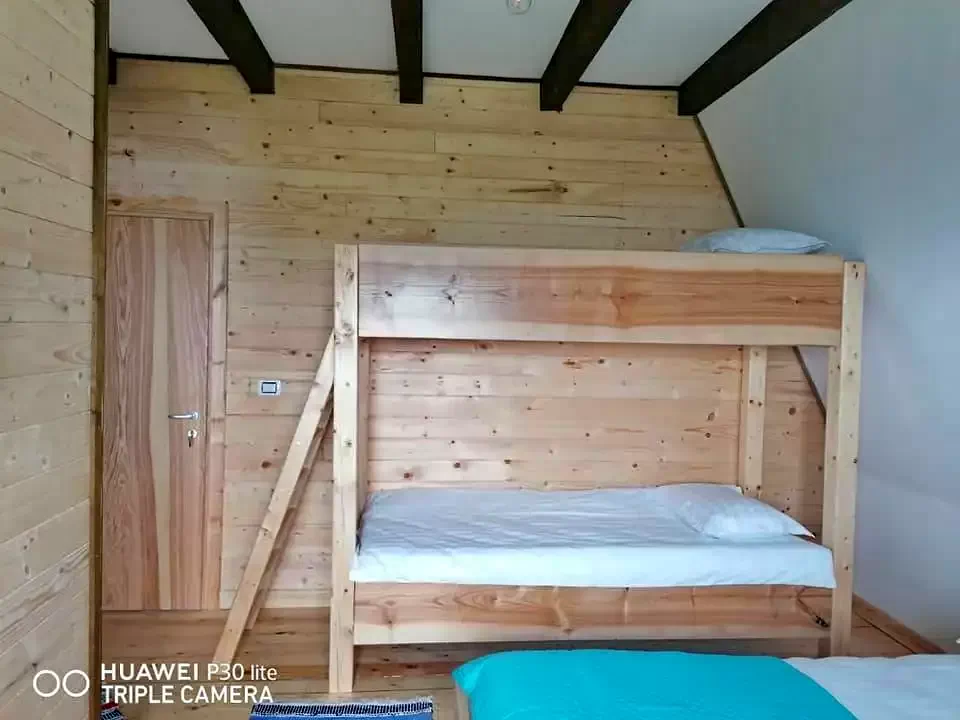 Borșa Cazare | Motel (K1227-17) Imaginea poate fi supusă drepturilor de autor. Se recomandă contactarea titularului drepturilor.