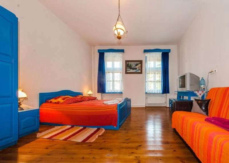 Saschiz Cazare | Motel (K1485-13) Imaginea poate fi supusă drepturilor de autor. Se recomandă contactarea titularului drepturilor.