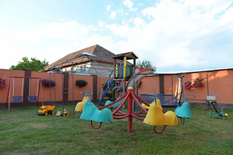 Deva Cazare | Motel (K1475-9) Imaginea poate fi supusă drepturilor de autor. Se recomandă contactarea titularului drepturilor.