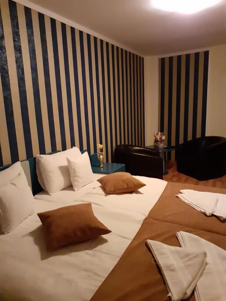 Deva Cazare | Motel (K1475-42) Imaginea poate fi supusă drepturilor de autor. Se recomandă contactarea titularului drepturilor.