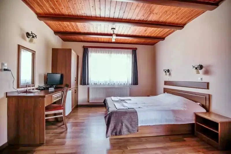 Câmpu Cetății Cazare | Pensiune (K0996-24) Imaginea poate fi supusă drepturilor de autor. Se recomandă contactarea titularului drepturilor.
