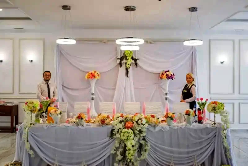 Târgu Mureș Cazare | Hotel**** (K1348-53) Imaginea poate fi supusă drepturilor de autor. Se recomandă contactarea titularului drepturilor.