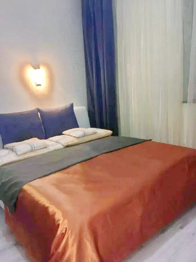  Cazare | Sat de vacanță (K0240-13) Imaginea poate fi supusă drepturilor de autor. Se recomandă contactarea titularului drepturilor.