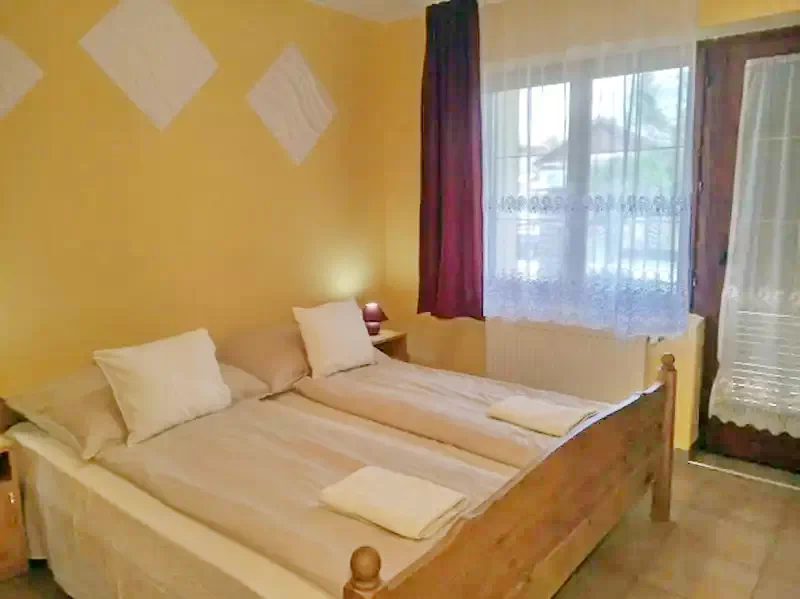 Cazare | Cabană (K0286-23) Imaginea poate fi supusă drepturilor de autor. Se recomandă contactarea titularului drepturilor.  Cazare | Cabană (K0286-23) Imaginea poate fi supusă drepturilor de autor. Se recomandă contactarea titularului drepturilor.