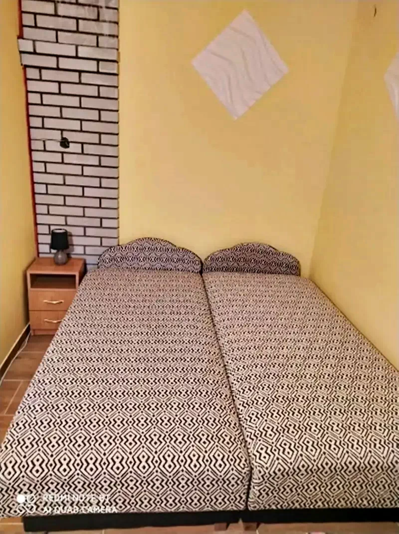  Cazare | Sat de vacanță (K0286-30) Imaginea poate fi supusă drepturilor de autor. Se recomandă contactarea titularului drepturilor.