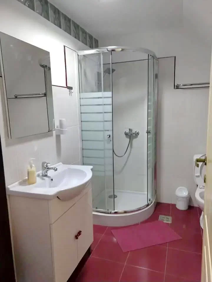 Kézdialmás Szállás | Motel (K1201-29) A kép szerzői jogvédelem alatt állhat. Javasolt a kapcsolatfelvétel a jog tulajdonossal.