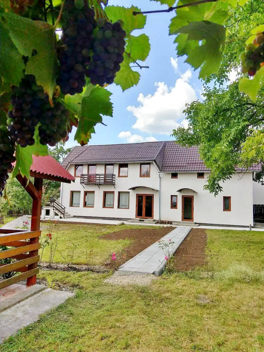 Mereni Cazare | Motel (K1201-32) Imaginea poate fi supusă drepturilor de autor. Se recomandă contactarea titularului drepturilor.