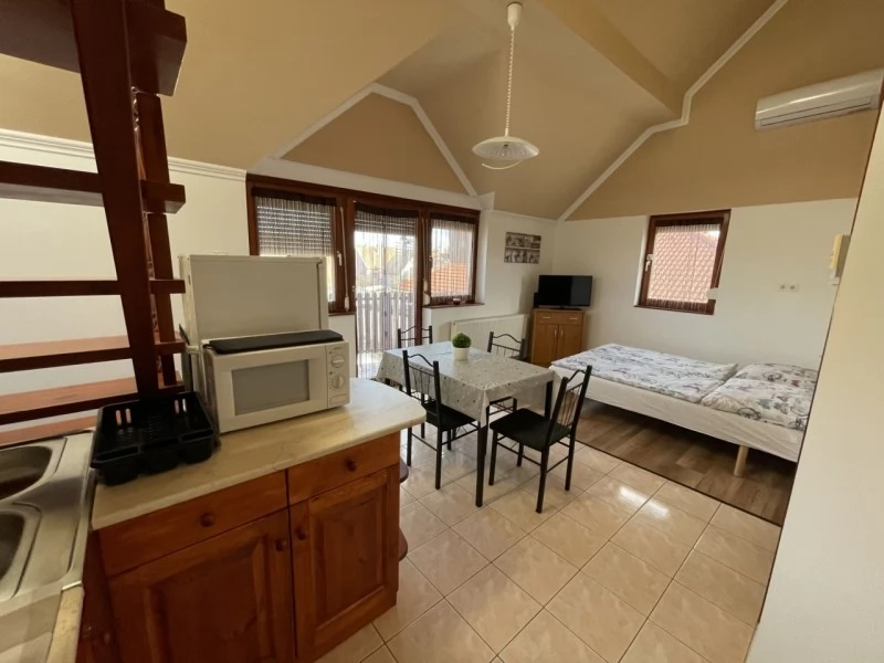 Jula Cazare | Motel (K0787-47) Imaginea poate fi supusă drepturilor de autor. Se recomandă contactarea titularului drepturilor.