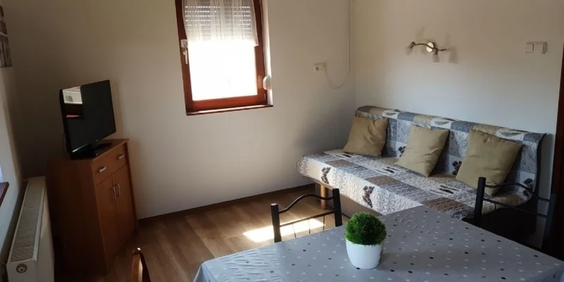 Jula Cazare | Motel (K0787-59) Imaginea poate fi supusă drepturilor de autor. Se recomandă contactarea titularului drepturilor.