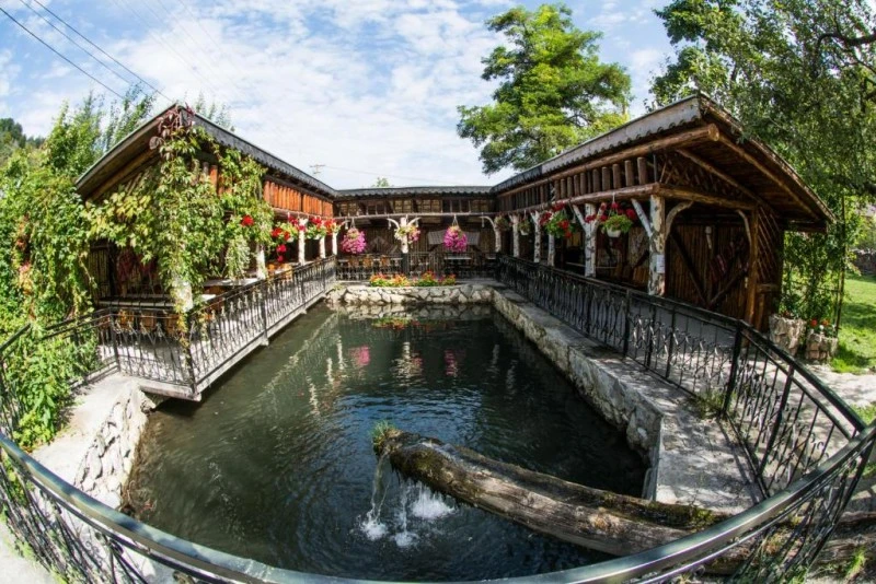 Bran Cazare | Motel (K1572-1) Imaginea poate fi supusă drepturilor de autor. Se recomandă contactarea titularului drepturilor.